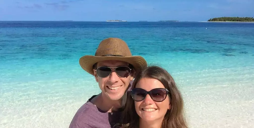 Simon and Erin from Never Ending Voyage