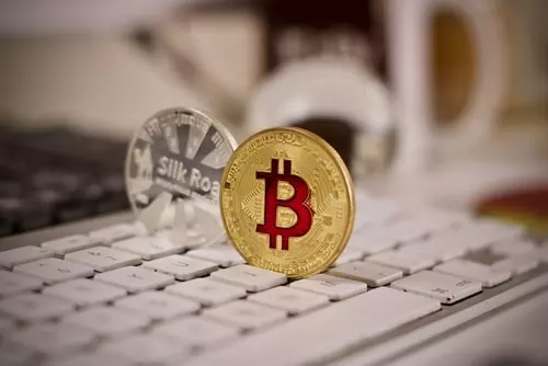 silk road content image default